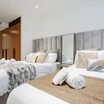 Luxurious 3Brs Duplex Apt Near Us Embassy