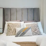 Luxurious 3Brs Duplex Apt Near Us Embassy