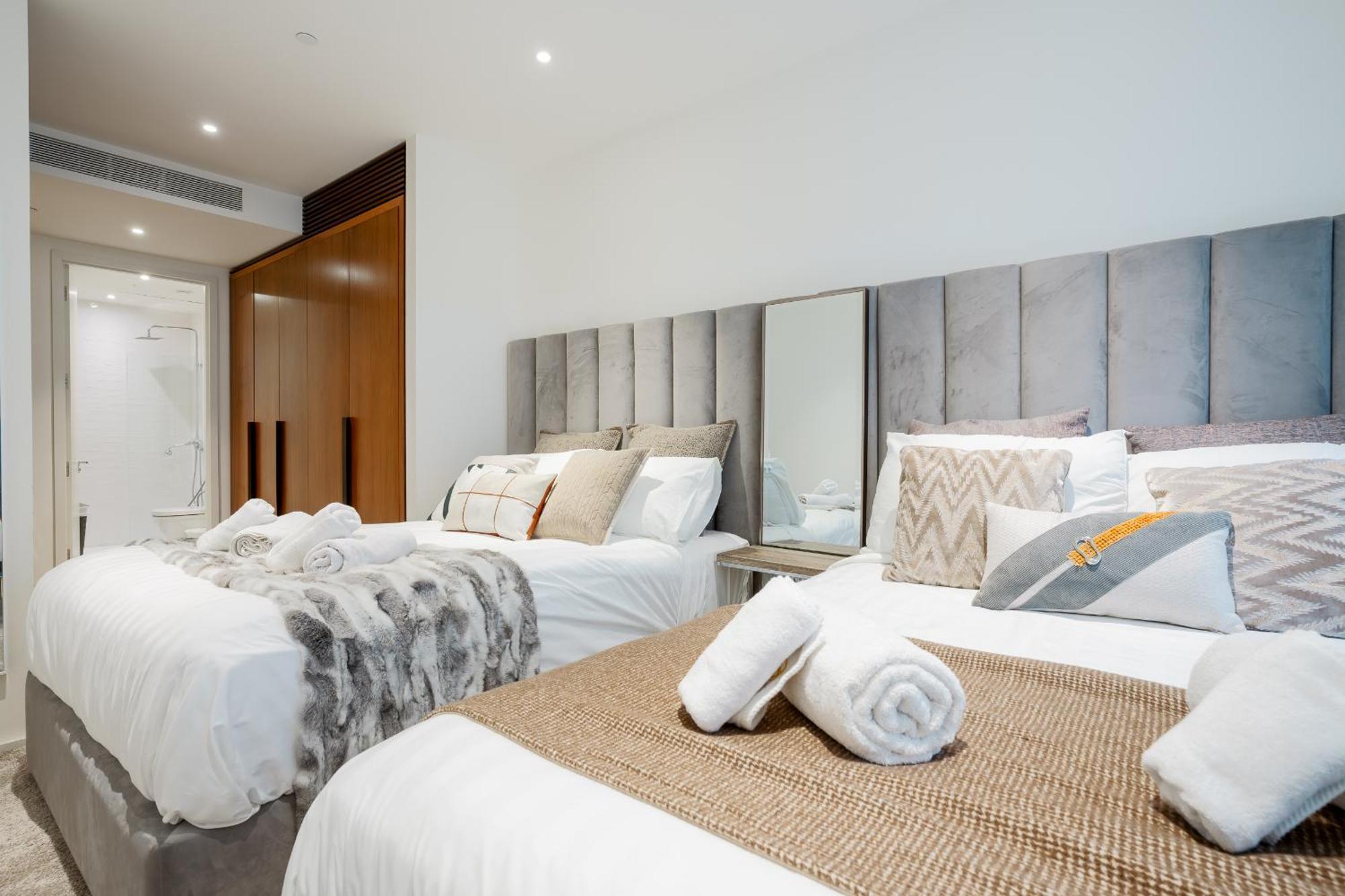 Luxurious 3brs Duplex Apt Near Us Embassy *