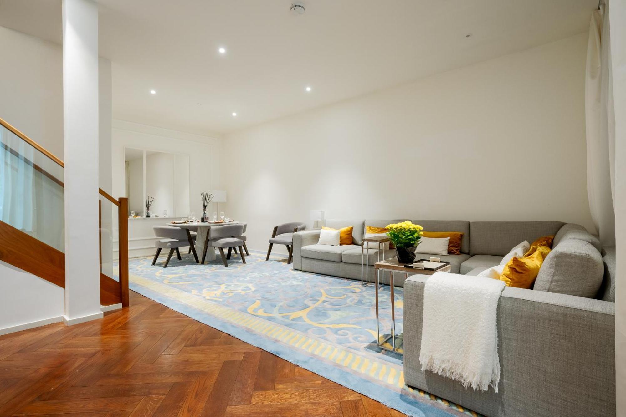 Luxurious 3brs Duplex Apt Near Us Embassy * Londra