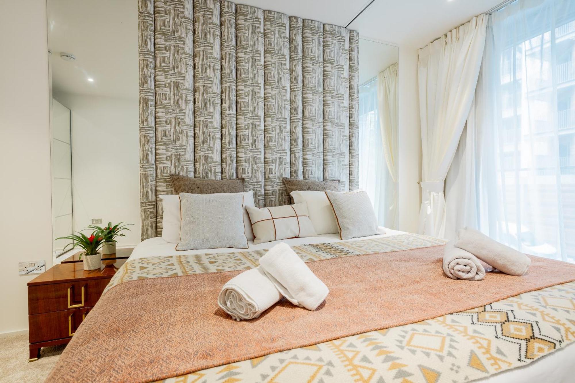 Luxurious 3brs Duplex Apt Near Us Embassy